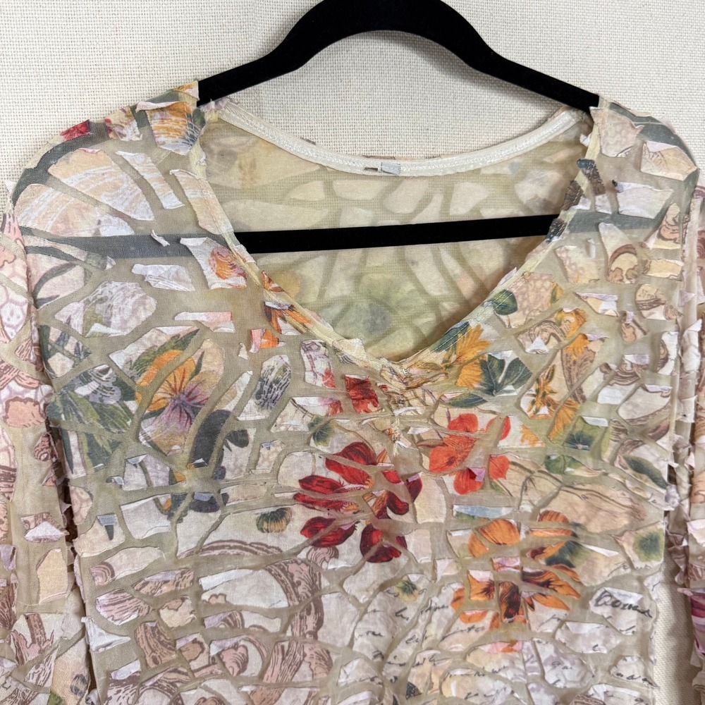 Womens Sheer Mesh Mosaic Floral 3D Textured V-Neck Top‎ 3/4 Sleeve Beige Multi - Picture 2 of 6
